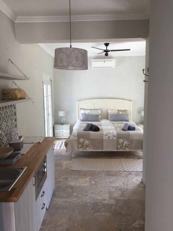 Beach Villa Isidora Potos Ngoại thất bức ảnh